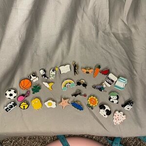 30 Colorful Enamel Pins